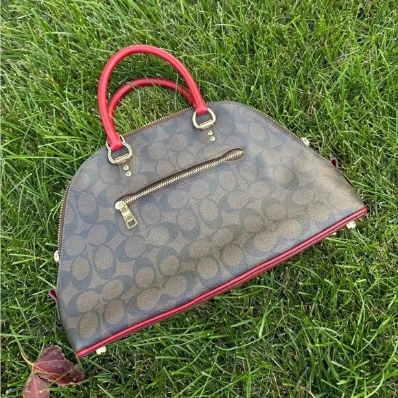 Coach Katy Satchel in Signature Canvas - Picture 2 of 6